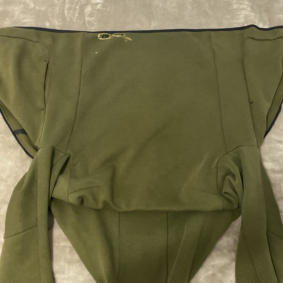 Nike tech fleece green small - Picture 2 of 2
